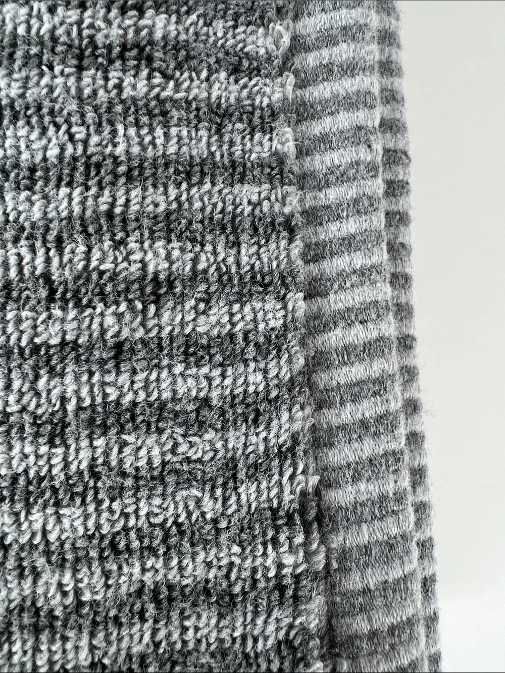 Common Thread Bath Towels Bamboo Eco-Mélange Gray Striped Soft Set of 2 NEW